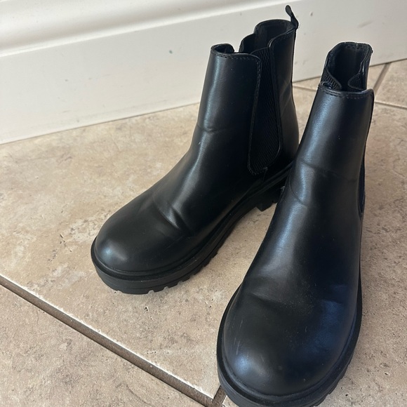 Shoes - Black Leather Ankle Boots